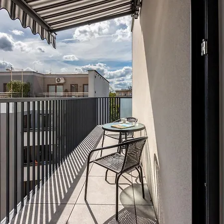 Inpoint Spacious Near Main Square & Kazimierz District Apartment Krakow