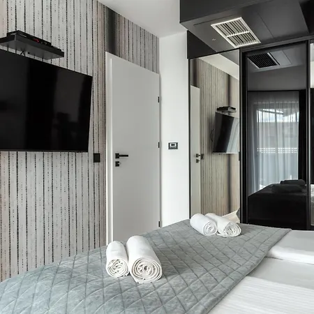 Inpoint Spacious Near Main Square & Kazimierz District Apartment *