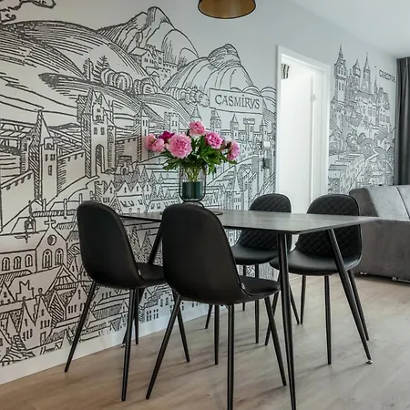 Inpoint Spacious Near Main Square & Kazimierz District Apartment Krakow