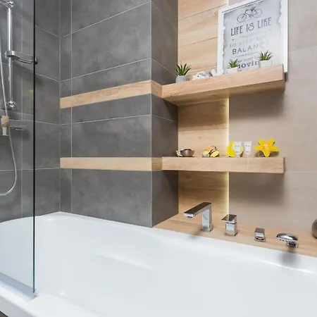 Inpoint Executive Near Old Town & Kazimierz District